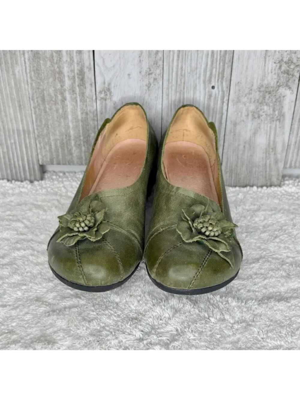 Boutique Handmade Chunky Heel Green Leather Pumps Size 7.5M
